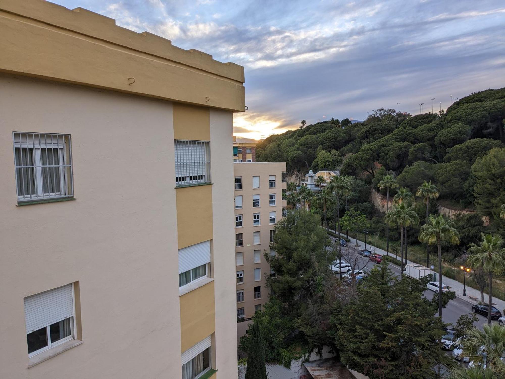 Con Vistas Y Terraza En Appartement Marbella
