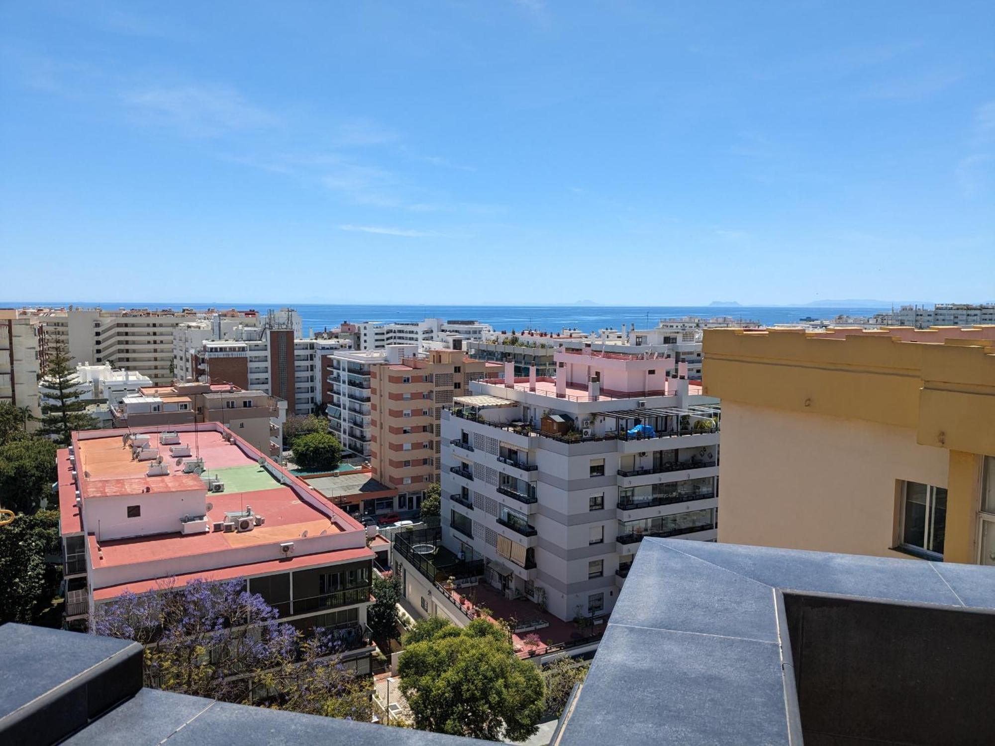 Con Vistas Y Terraza En Appartement *