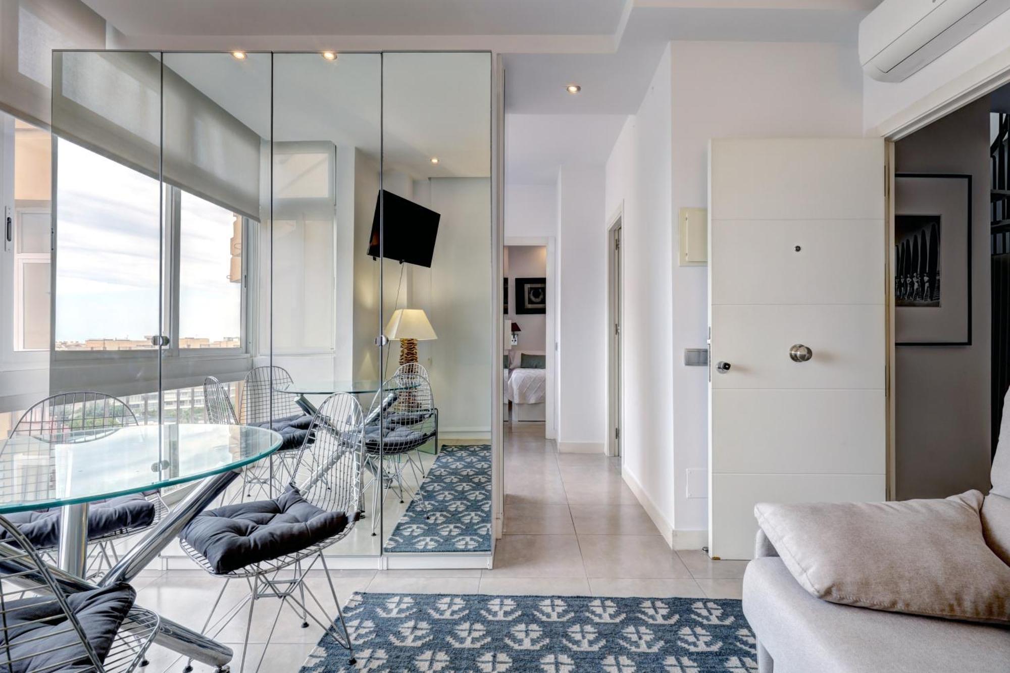 Con Vistas Y Terraza En Appartement Marbella